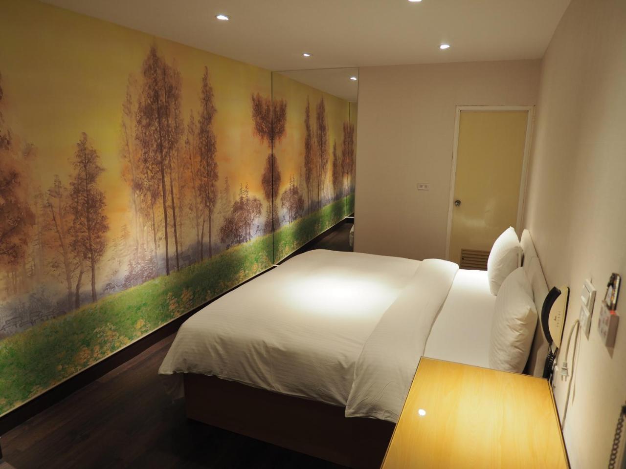 Day Chen Hotel Yilan Exterior foto